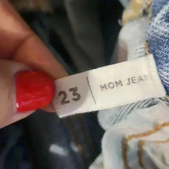 Pacsun mom jeans size 23 - Picture 3 of 8